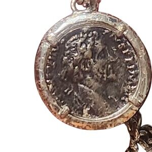 Bronze Italia Diamonique Roman Coin Pendant Necklace Silver Tone Toggle 18 Inch